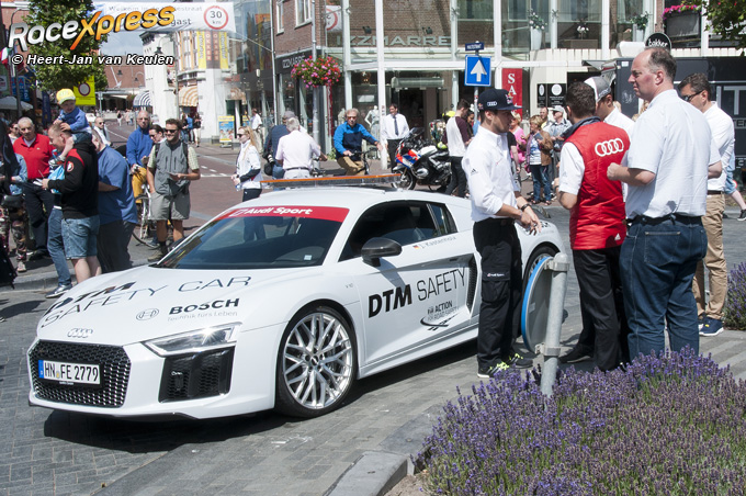 DTM Handtekeningen Centrum Zandvoort